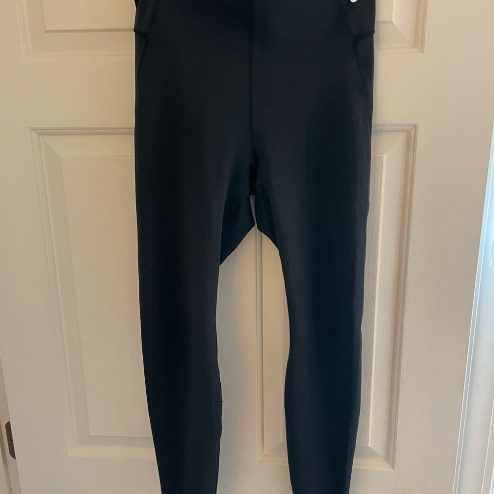 Nike Dri-FIT - Medium - Black Leggings